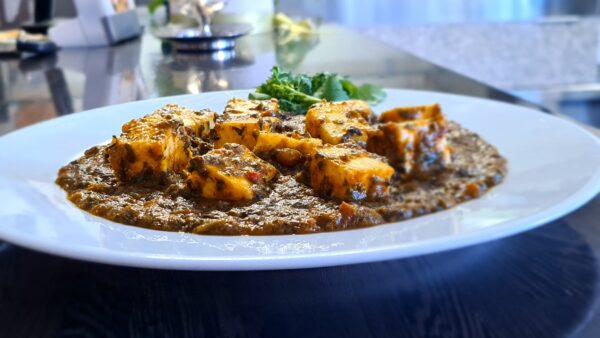 09.  PALAK PANEER